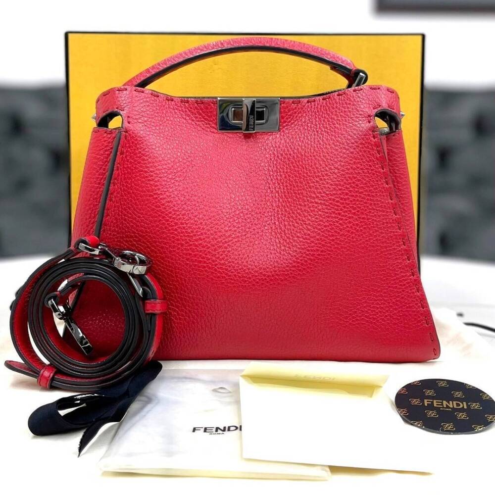 Fendi Peekaboo Essentially Red Cuoio Roma